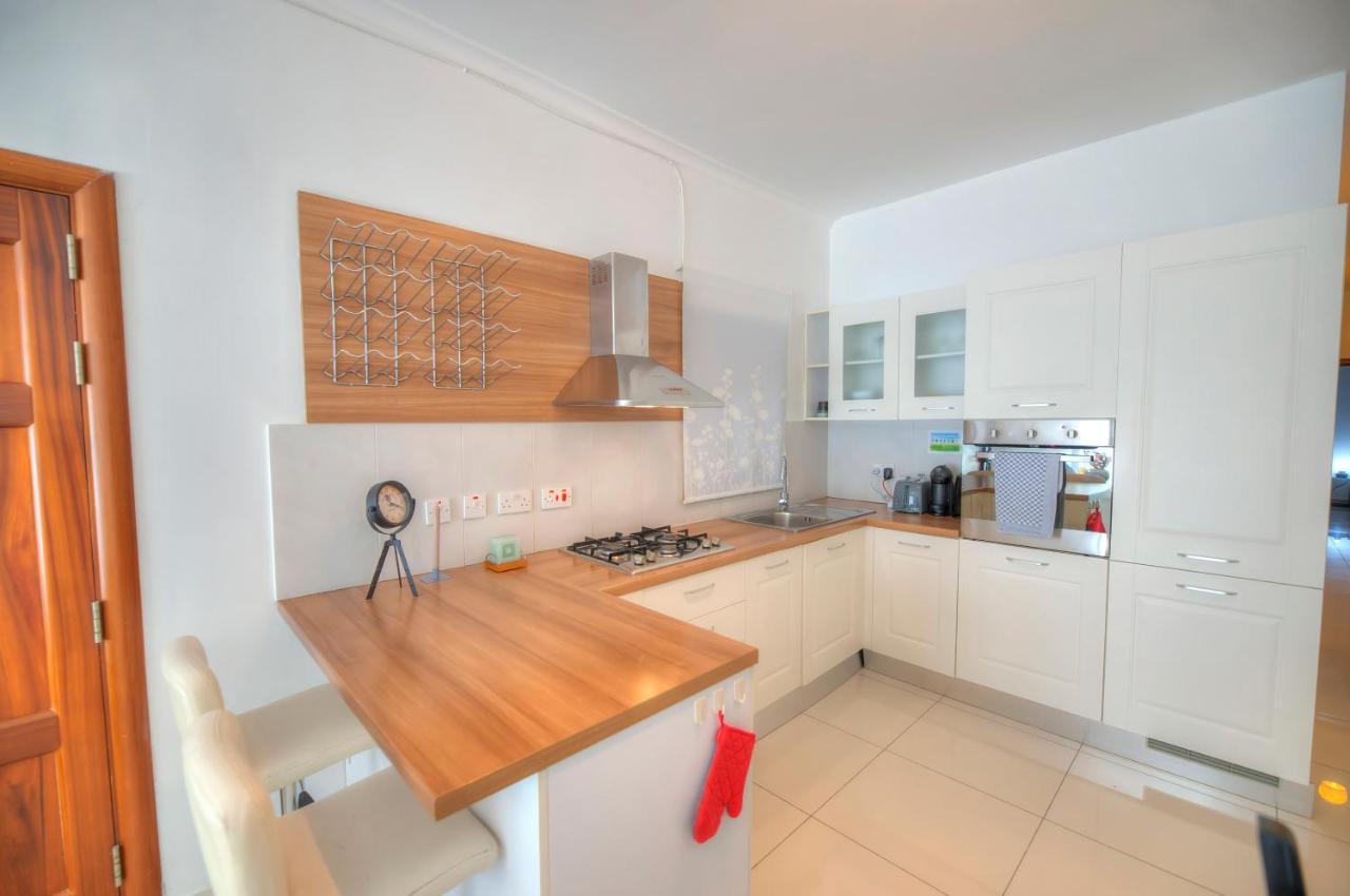 Large And Modern 2Bedroom With Balcony Glub1-1 Gzira ภายนอก รูปภาพ