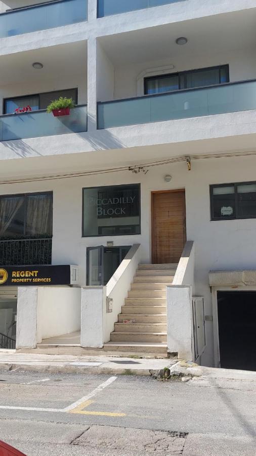 Large And Modern 2Bedroom With Balcony Glub1-1 Gzira ภายนอก รูปภาพ